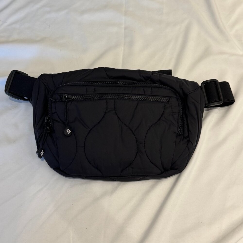 Vera Bradley Black Quilted Belt Bag